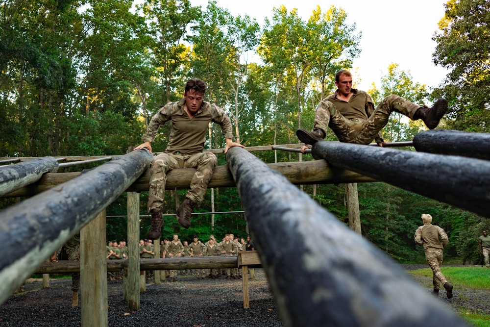 Virginia Tempest: British Royal Marines conduct o-course