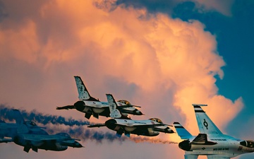 Thunderbirds Rehearse Over F.E. Warren