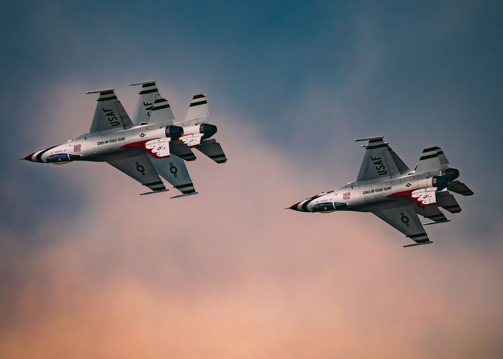 Thunderbirds Rehearse Over F.E. Warren