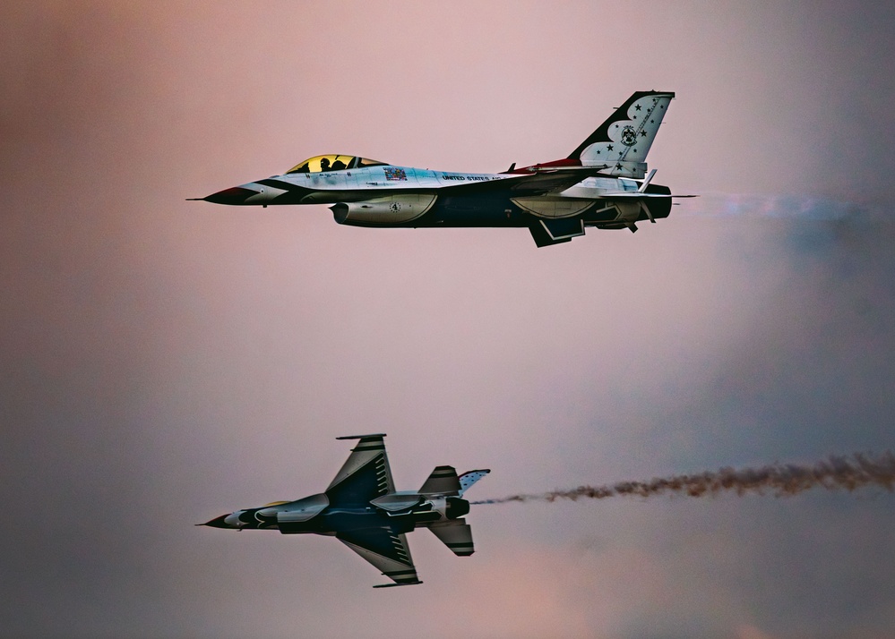 Thunderbirds Rehearse Over F.E. Warren