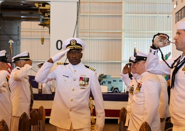 Strategic Weapons Facility, Atlantic Holds Change of Command
