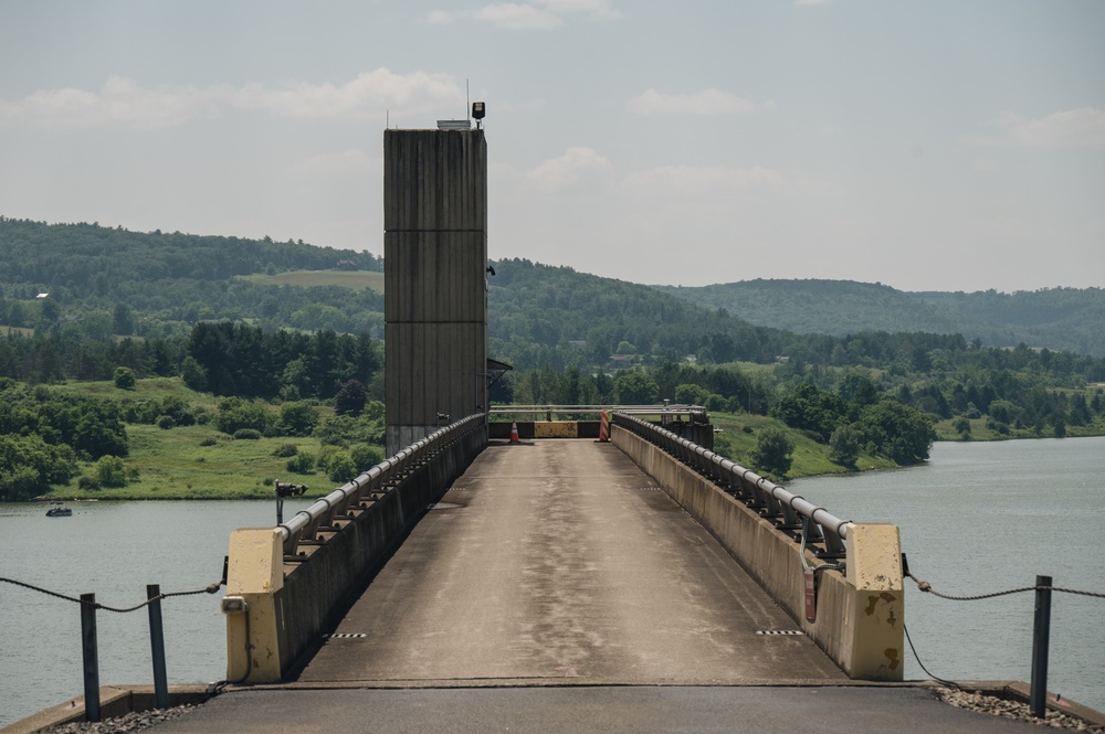 Baltimore District leadership visits Cowanesque Lake project, ongoing spillway repairs