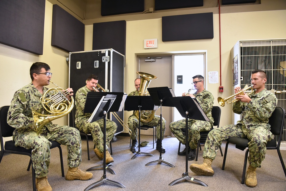 DVIDS Images Navy Band Southwest - 1000w Q95
