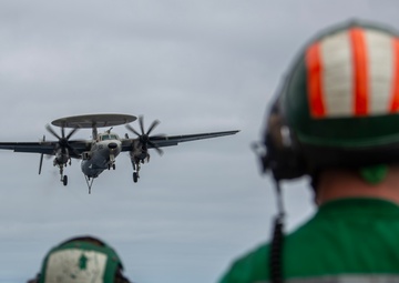 Abraham Lincoln conducts flight operations