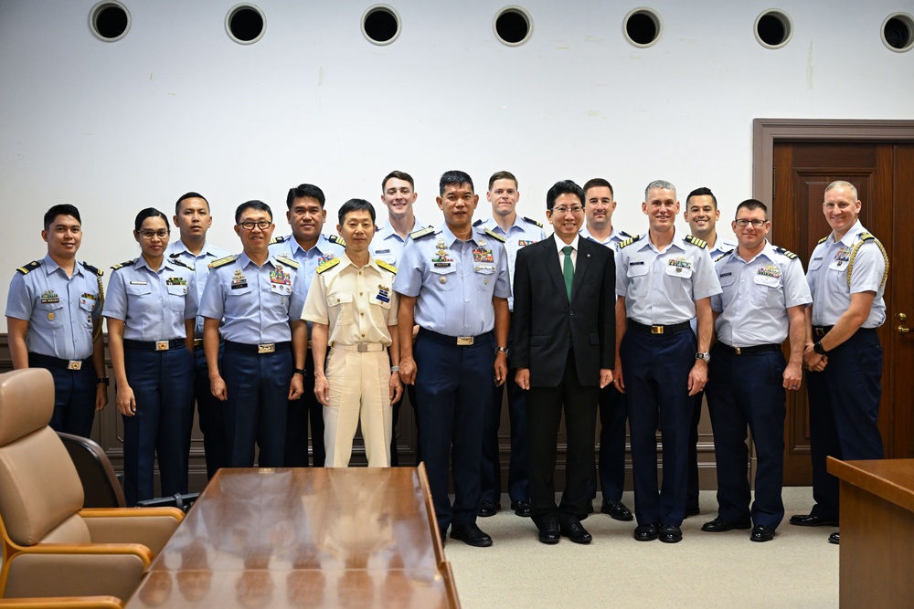 US, Philippine Coast Guards visit with Kagoshima government ahead of joint exercise