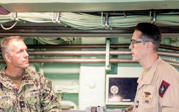 Rear Adm. Wilson Marks visits USS Asheville (SSN 758)