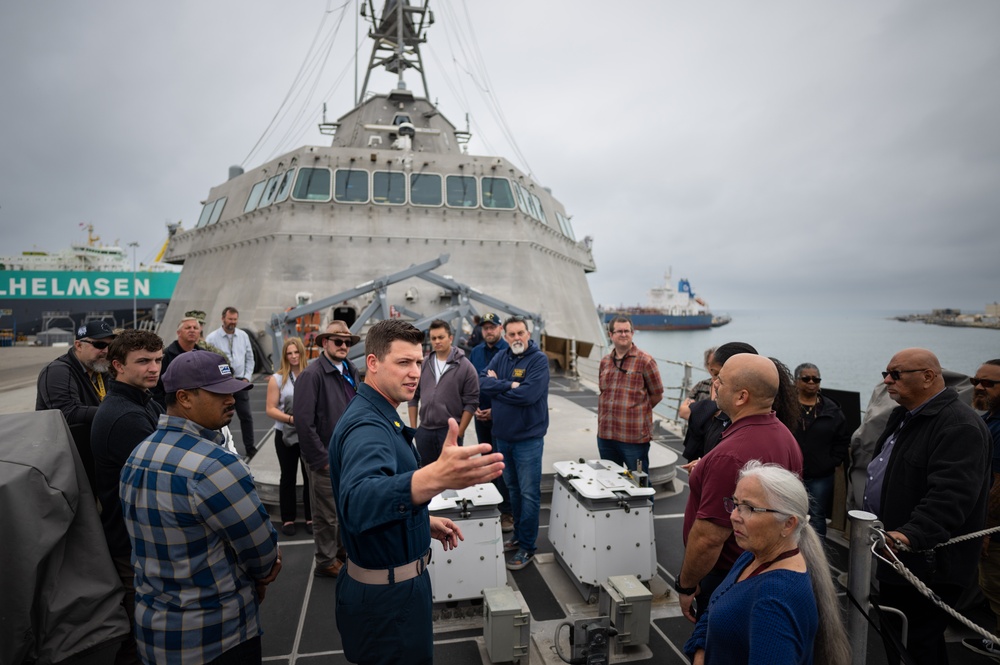 USS Charleston (LCS 18) Visits Naval Surface Warfare Center, Port Hueneme Division for Combat Systems Tune-Up, Employee Tours