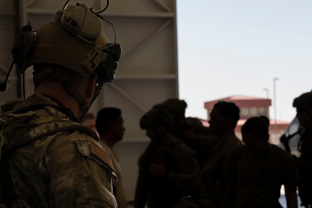 Air Commandos begin aerial operations during EW 25.2