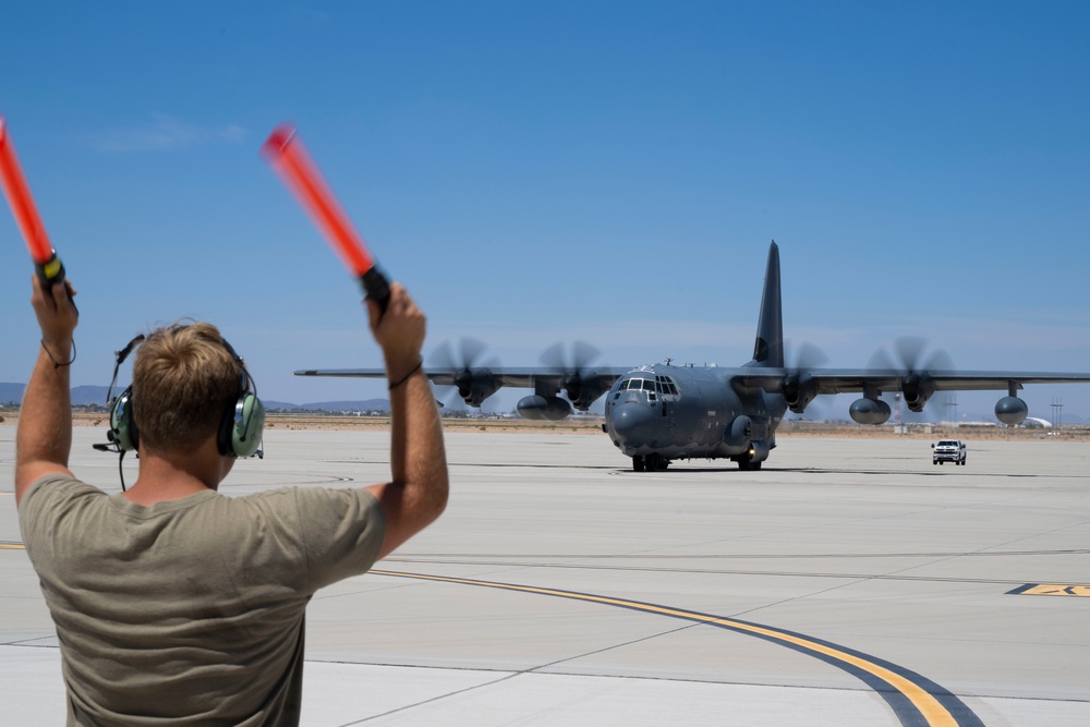 Air Commandos begin aerial operations during EW 25.2
