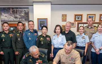 Royal Cambodian Armed Forces visit USINDOPACOM for Bilateral Defense Dialogue