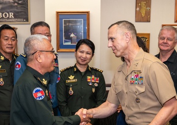 Royal Cambodian Armed Forces visit USINDOPACOM for Bilateral Defense Dialogue
