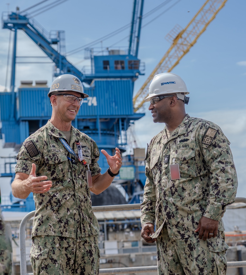 NAVFAC Pacific Commander visits PHNSY &amp; IMF