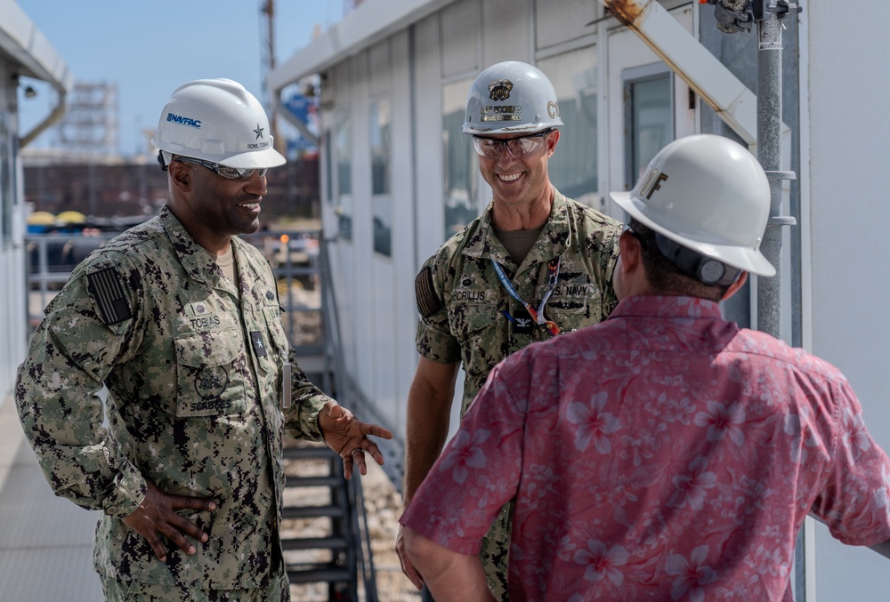 NAVFAC Pacific Commander visits PHNSY &amp; IMF