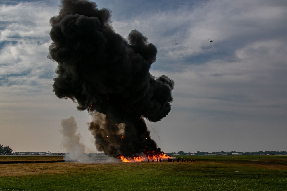 Wisconsin National Guard showcases aerial capabilities at EAA AirVenture