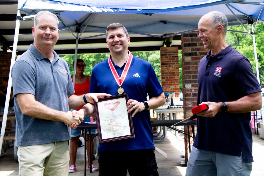 USACE Chicago District employees receive de Fleury Medal USACE Chicago District employees receive de Fleury Medal