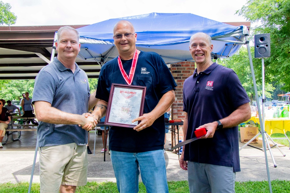 USACE Chicago District employees receive de Fleury Medal