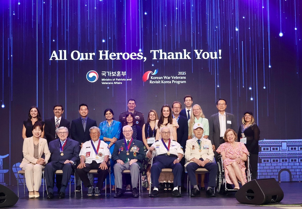 Korean War veterans honored at thank you banquet in Seoul