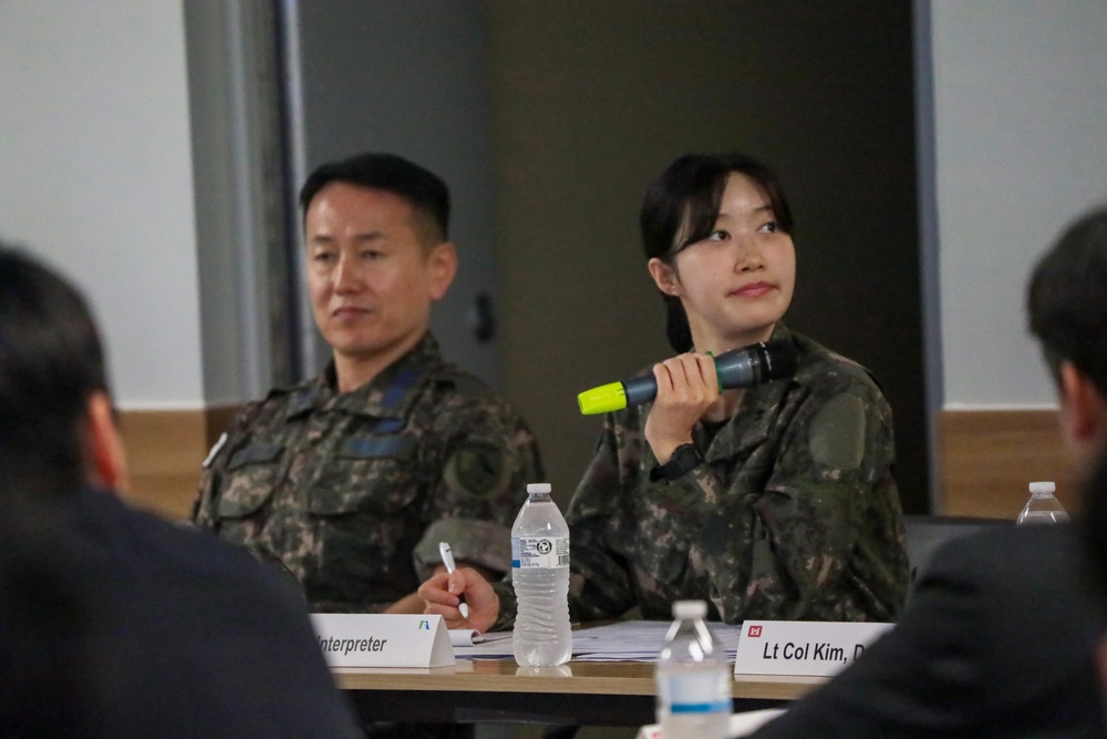USACE FED and MND-DIA build collaboration through two-day symposium at Camp Humphreys