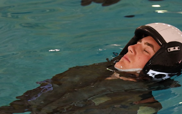 CORTRAMID East Midshipmen Participate in Aviation Week