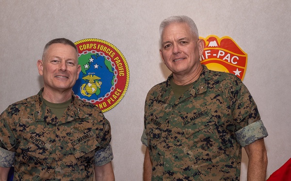 DCOMMARFORPAC meets with USMC OSTC DV