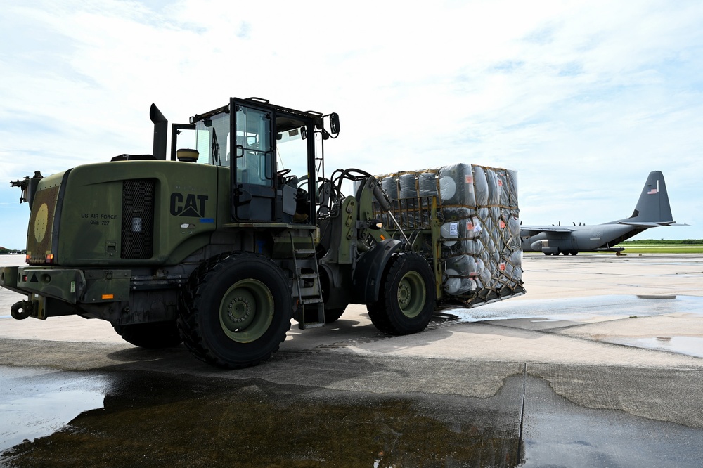 REFORPAC Unloading Cargo
