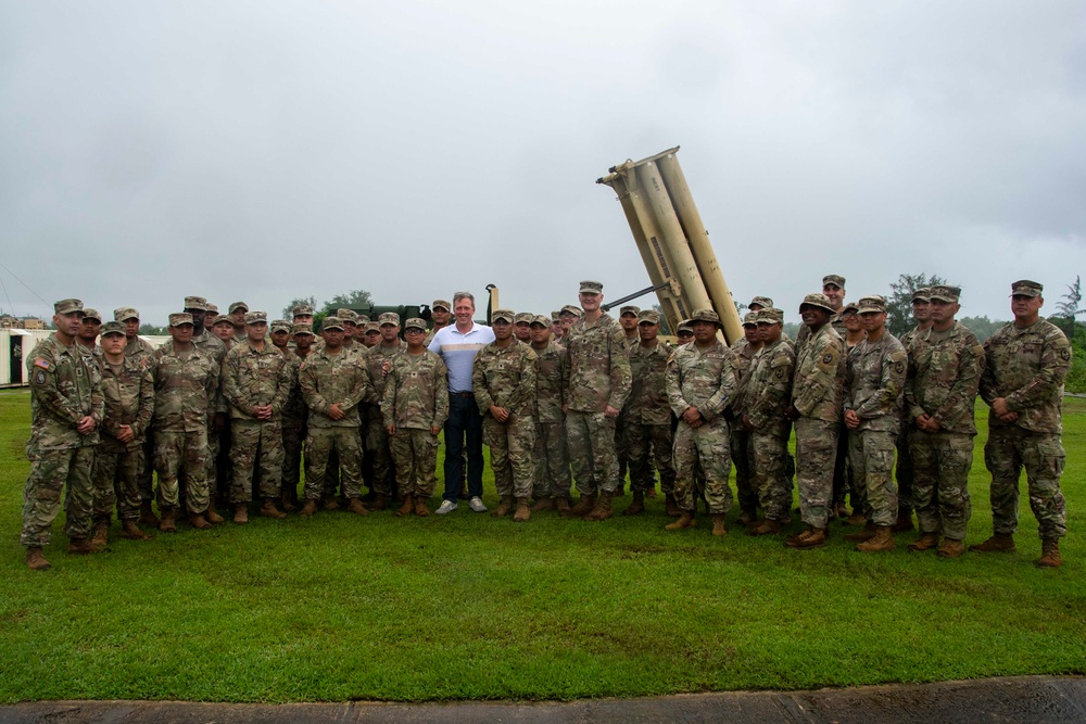 SECARMY visits Task Force Talon