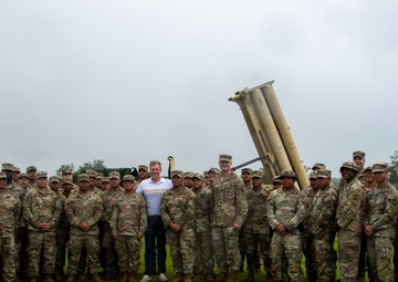SECARMY visits Task Force Talon