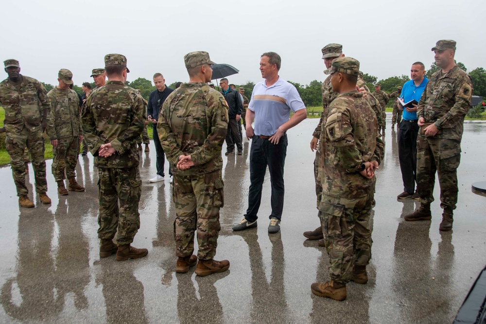 SECARMY visits Task Force Talon