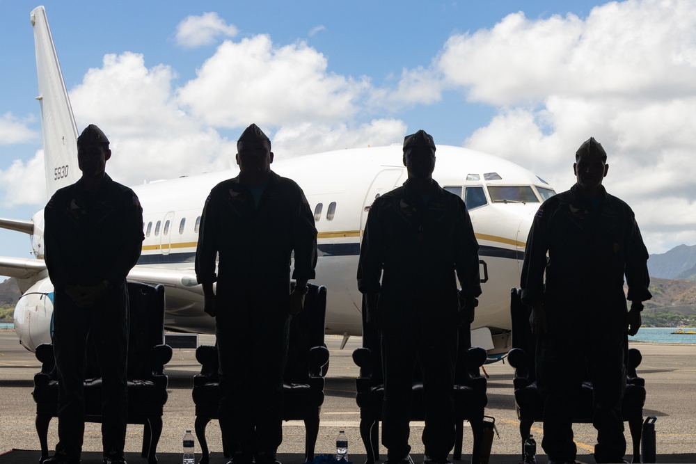 Fleet Logistics Support Squadron (VR-51) hosts a change of command at MCBH