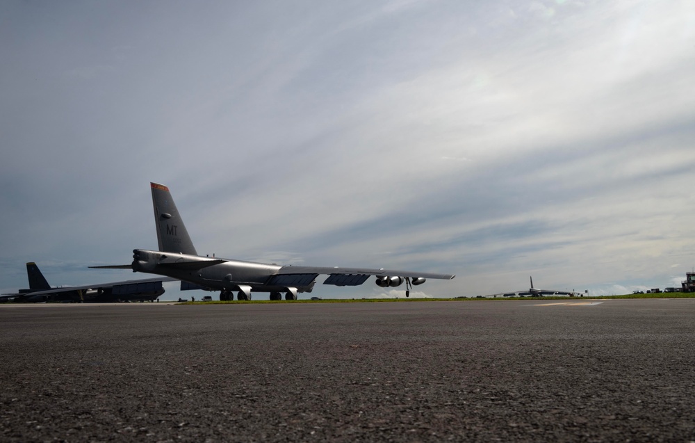 BTF25 - The 23rd Expeditionary Bomb Squadron returning home to Minot AFB