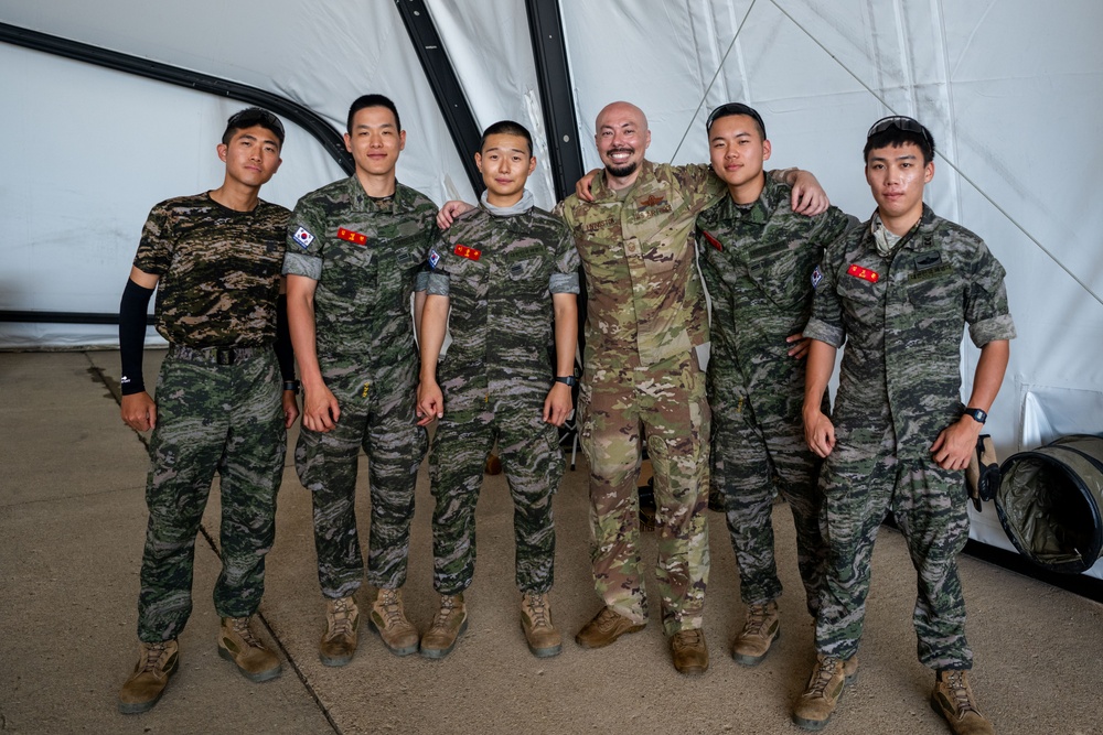 U.S. and ROK forces train interoperability