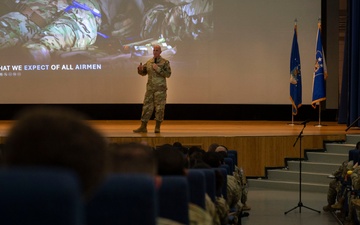 CMSAF David Flosi Engages with Osan Airmen