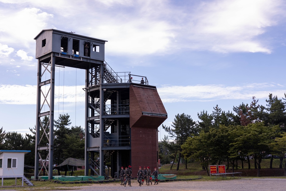 2/23 Marines and ROK Marines Joint Obstacle Course Training at KMEP 25.2