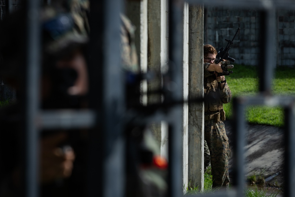 2/23 Marines teach and conduct MOUT Techniques with ROK Marines | Day 2