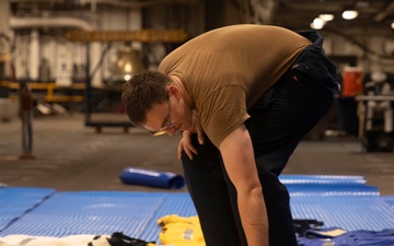 USS Kearsarge Conducts Routine Maintenance