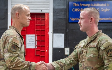 AFCENT visits 386th AEW