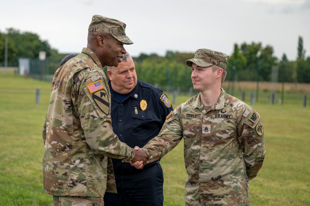 IMCOM Command Team visits USAG Wiesbaden