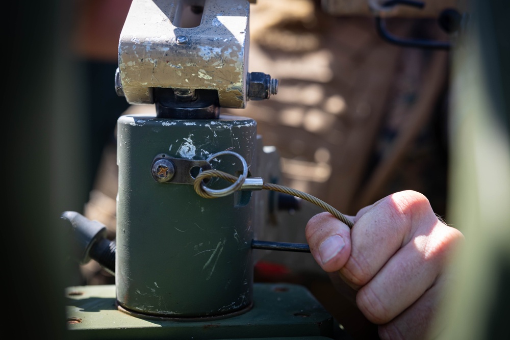 2nd MLG Motor Transport Operators Conduct Vehicle Mounting Drills