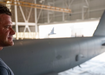 Luke Bryan Band tours a B-52H at Minot Air Force Base