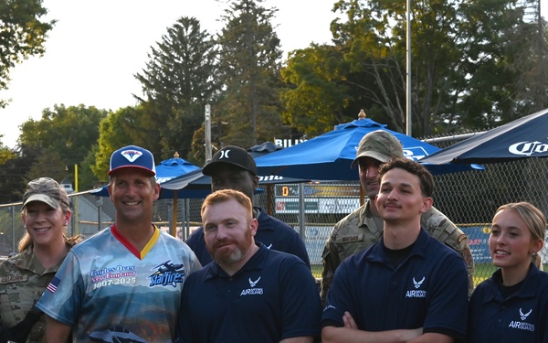 104th Fighter Wing participates in Westfield Starfires' military appreciation night