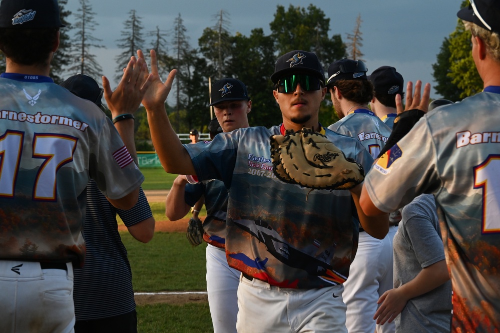 104th Fighter Wing participates in Westfield Starfires' military appreciation night