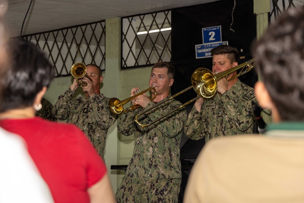 CP25 USFF Band Limon High School Performance