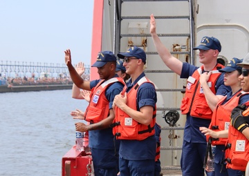 Coast Guard Festival Returns with the Annual Parade of Ships