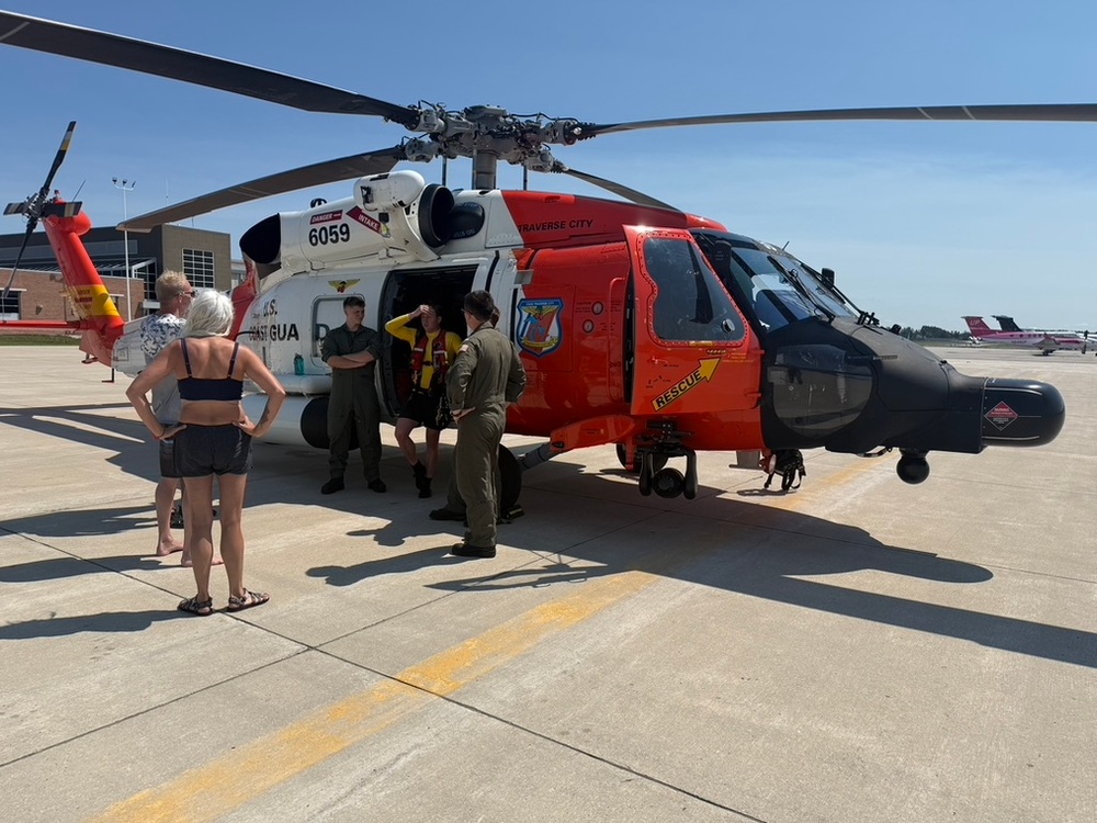 Coast Guard rescues 3 on Lake Michigan