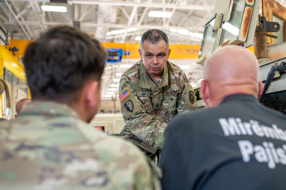 NJNG and Albanian Armed Forces vehicle maintenance training