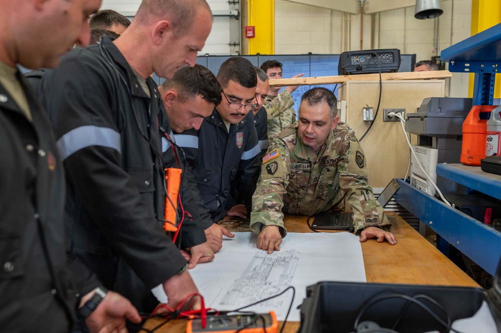 NJNG and Albanian Armed Forces vehicle maintenance training