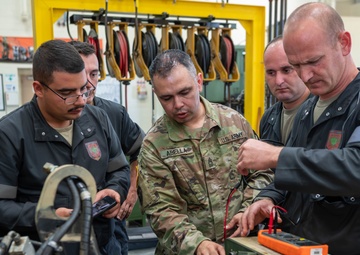 NJNG and Albanian Armed Forces vehicle maintenance training