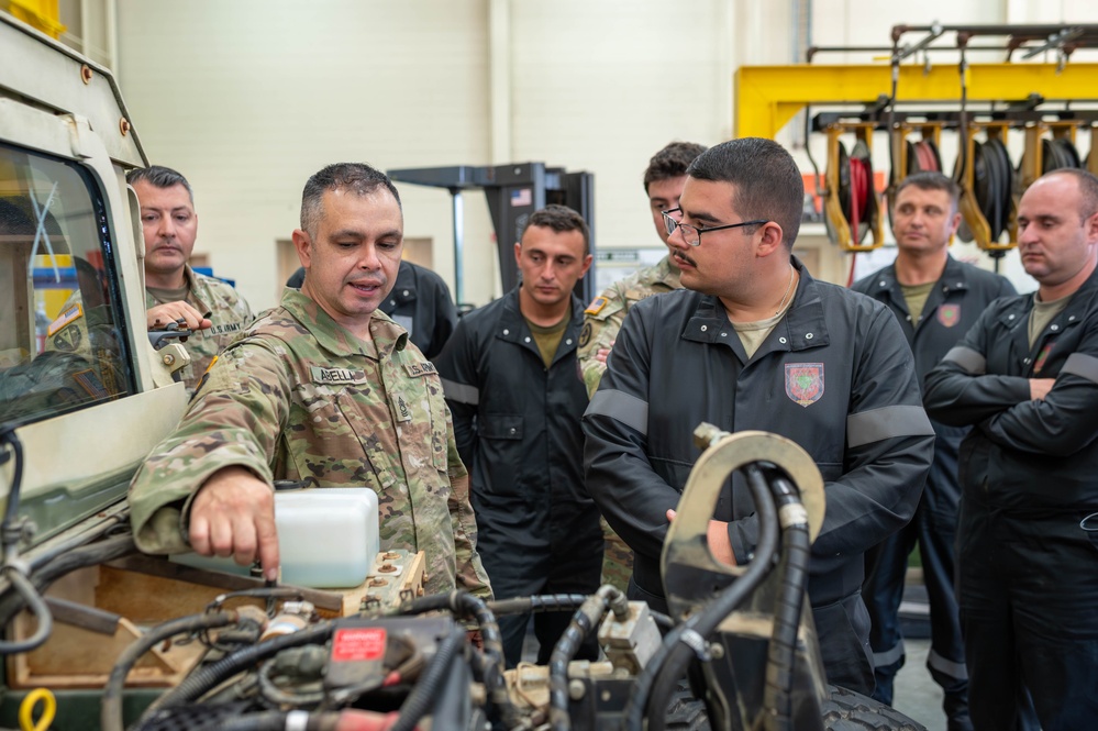 NJNG and Albanian Armed Forces vehicle maintenance training