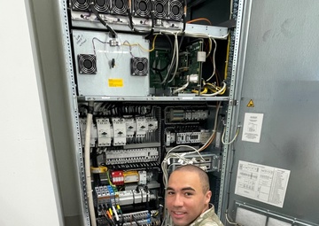 Army Soldier from New York City Serves Alongside Sailors with Navy Medicine in Cuba