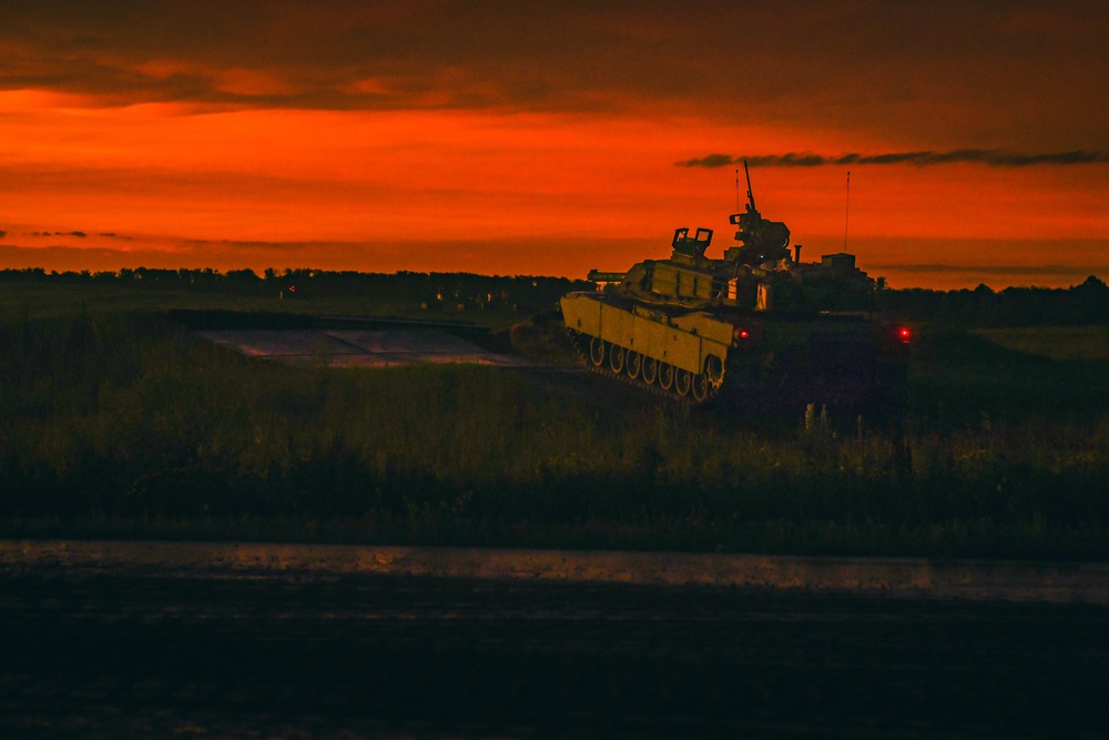 1-145th Armor Regiment Conducts M1A1 Abrams Live Fire Training at Camp Ripley